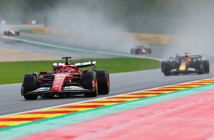 Charles Leclerc, Ferrari, Max Verstappen, Red Bull Racing