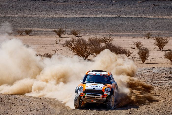 #238 X-Raid Mini John Cooper Works Rally Mini: Laia Sanz, Maurizio Gerini