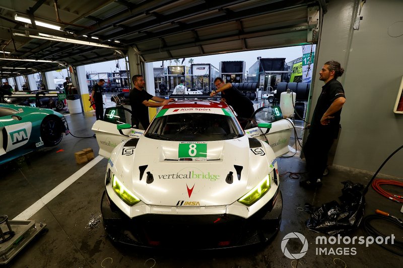 #8 Starworks Motorsport Audi R8 LMS GT3, GTD: Parker Chase, Ryan Dalziel, Ezequiel Perez Companc, Chris Haase