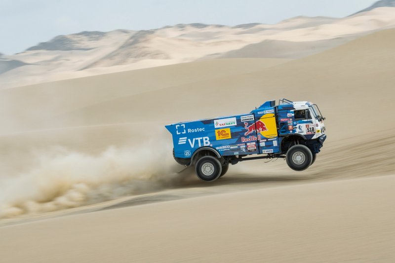 #518 Team Kamaz Master: Андрій Каргінов, Ігор Лєонов, Андрій Мокєєв