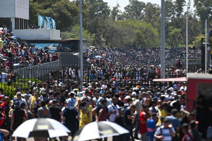Público argentino compareceu em peso ao Autódromo Oscar y Juan Galvez