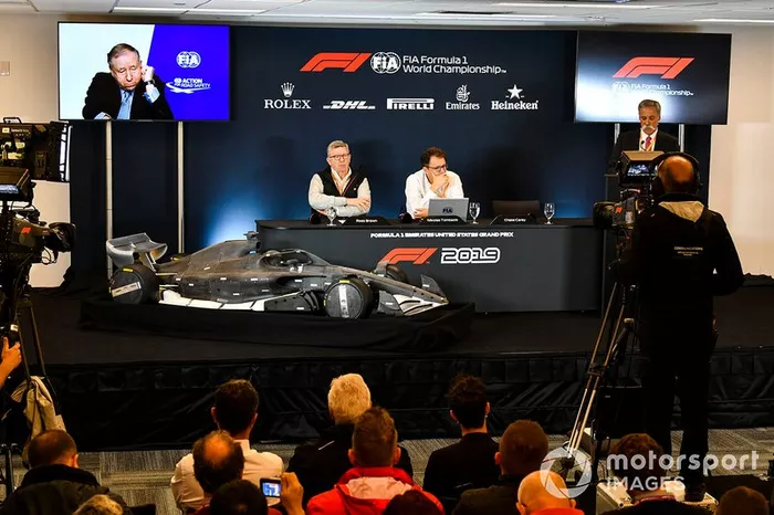 Jean Todt, Presidente FIA, Ross Brawn, Managing Director del Motorsport, FOM, Nikolas Tombazis e Chase Carey, Presidente, Formula 1,  annunciano il regolamento tecnico 2021 della Formula 1, durante la conferenza stampa di presentazione
