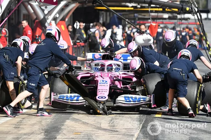 Lance Stroll, Racing Point RP20, makes a pit stop