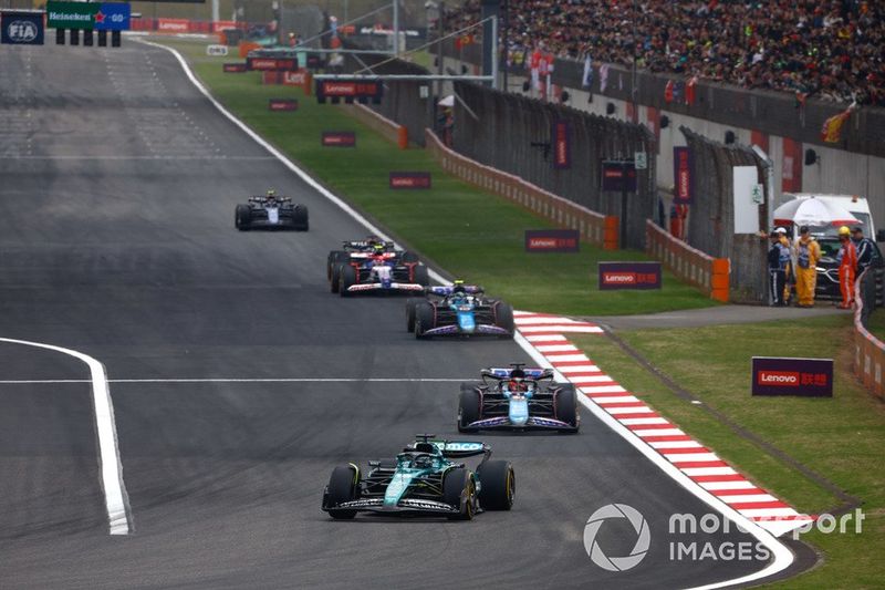 Lance Stroll, Aston Martin AMR24, Esteban Ocon, Alpine A524, Pierre Gasly, Alpine A524, Yuki Tsunoda, RB F1 Team VCARB 01