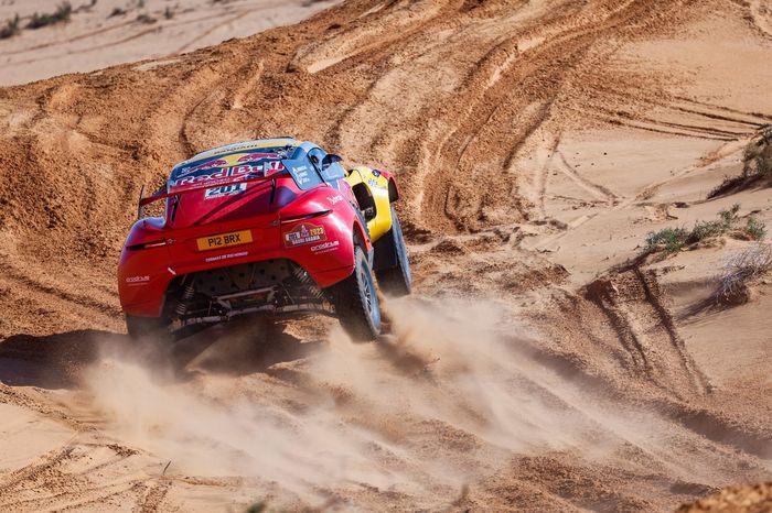 #201 Bahrain Raid Xtreme Prodrive: Sebastien Loeb, Fabian Lurquin