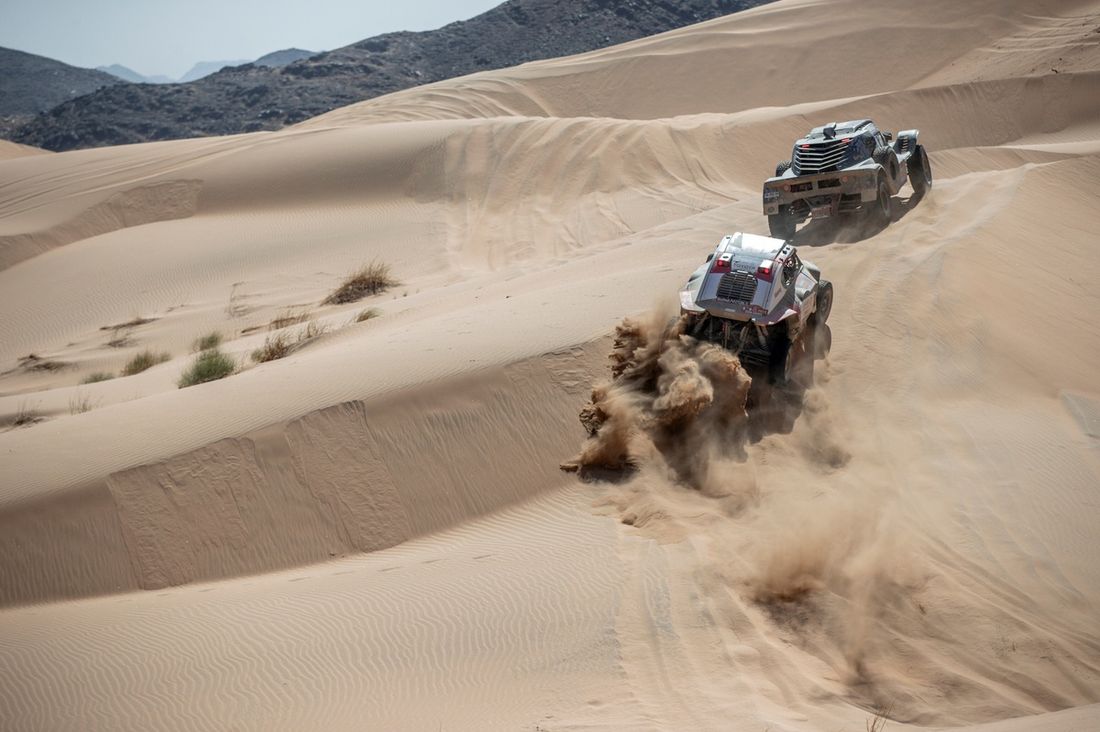 #305 Team BBR Taurus: Dania Akeel, Stephane Duple