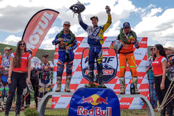 Podium : le vainqueur Graham Jarvis, le deuxième,, Alfredo Gomez, le troisième, Scott Bouverie