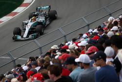 Lewis Hamilton, Mercedes-Benz F1 W08