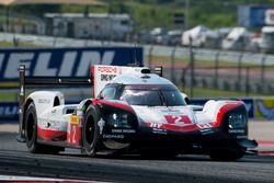 #2 Porsche Team Porsche 919 Hybrid: Timo Bernhard, Earl Bamber, Brendon Hartley