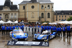#78 KCMG Porsche 911 RSR: Christian Ried, Wolf Henzler, Joel Camathias and #47 KCMG Oreca 05 Nissan: