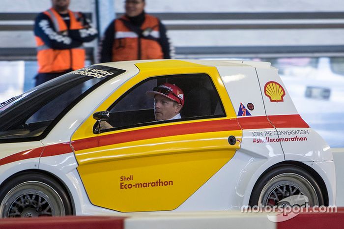 Kimi Raikkonen, Ferrari conduce el Shell Eco-marathon car
