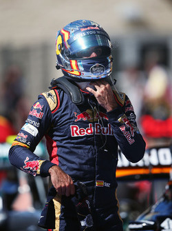 Карлос Сайнс, Scuderia Toro Rosso