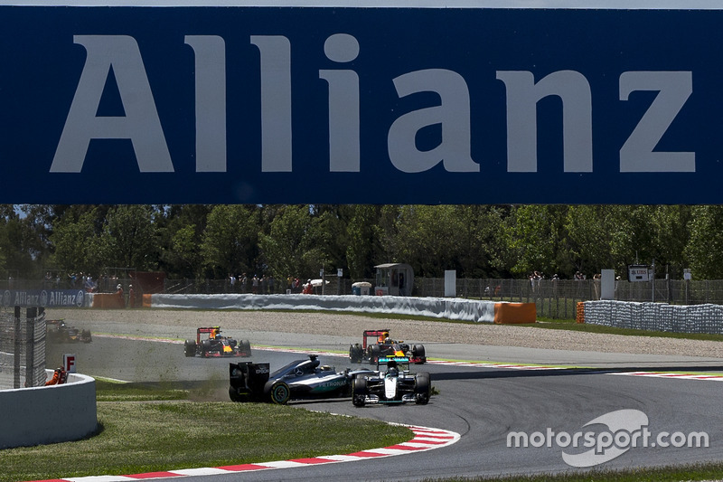 Kollision zwischen Lewis Hamilton und Nico Rosberg