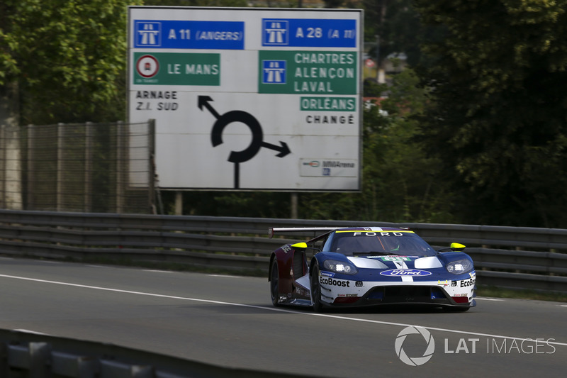 #69 Ford Chip Ganassi Racing Ford GT: Ryan Briscoe, Richard Westbrook