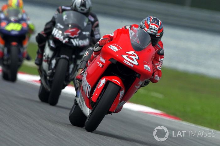 2002. Max Biaggi