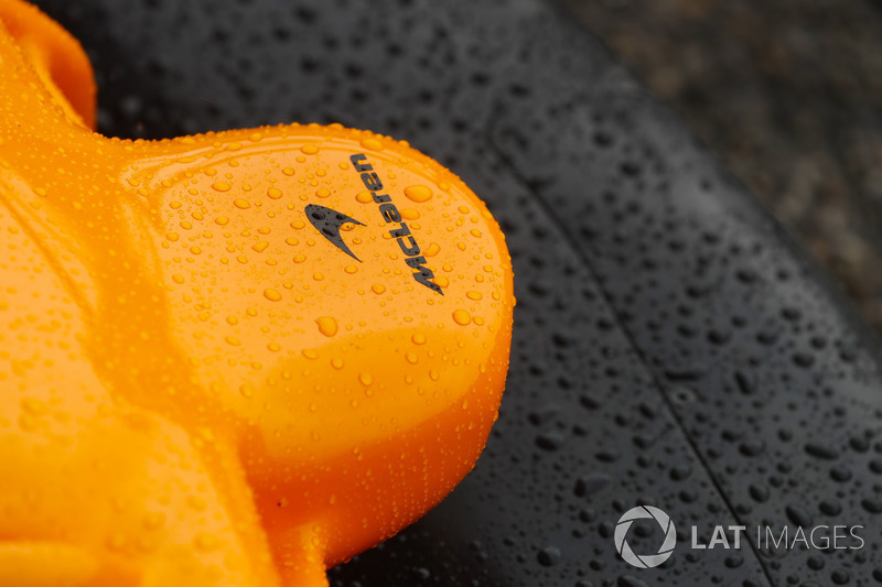 The nose of the McLaren MCL33