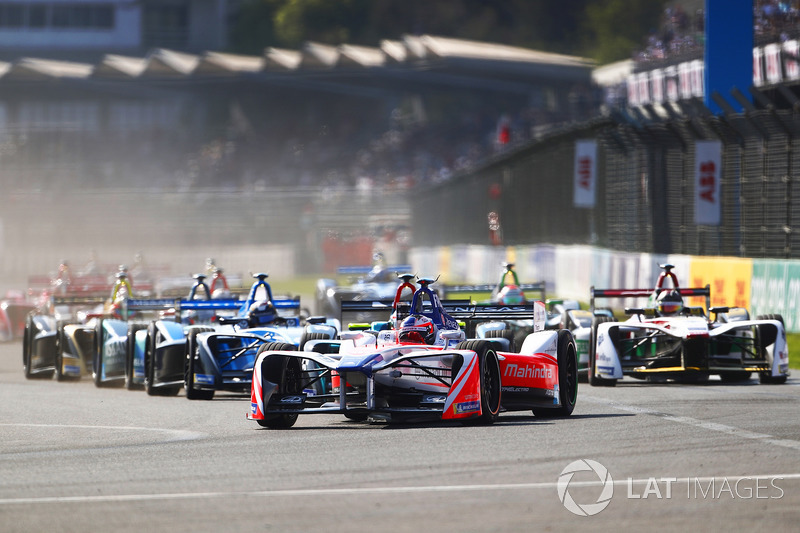 Felix Rosenqvist, Mahindra Racing, al inicio de la carrera