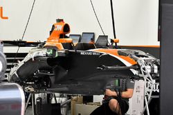 McLaren MCL32 chassis