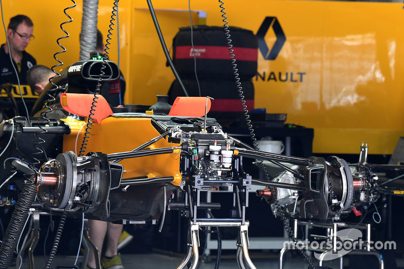 Шасі і передні гальма Renault Sport F1 Team RS17