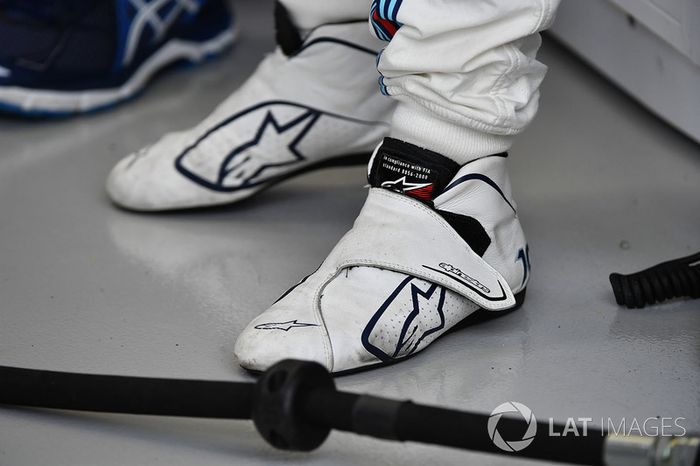 Felipe Massa, botas Alpinestars