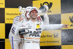 Podyum: Yarış galibi Maro Engel, Mercedes-AMG Team HWA, Mercedes-AMG C63 DTM