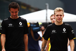 Jolyon Palmer, Renault Sport F1 Team avec son équipier Kevin Magnussen, Renault Sport F1 Team
