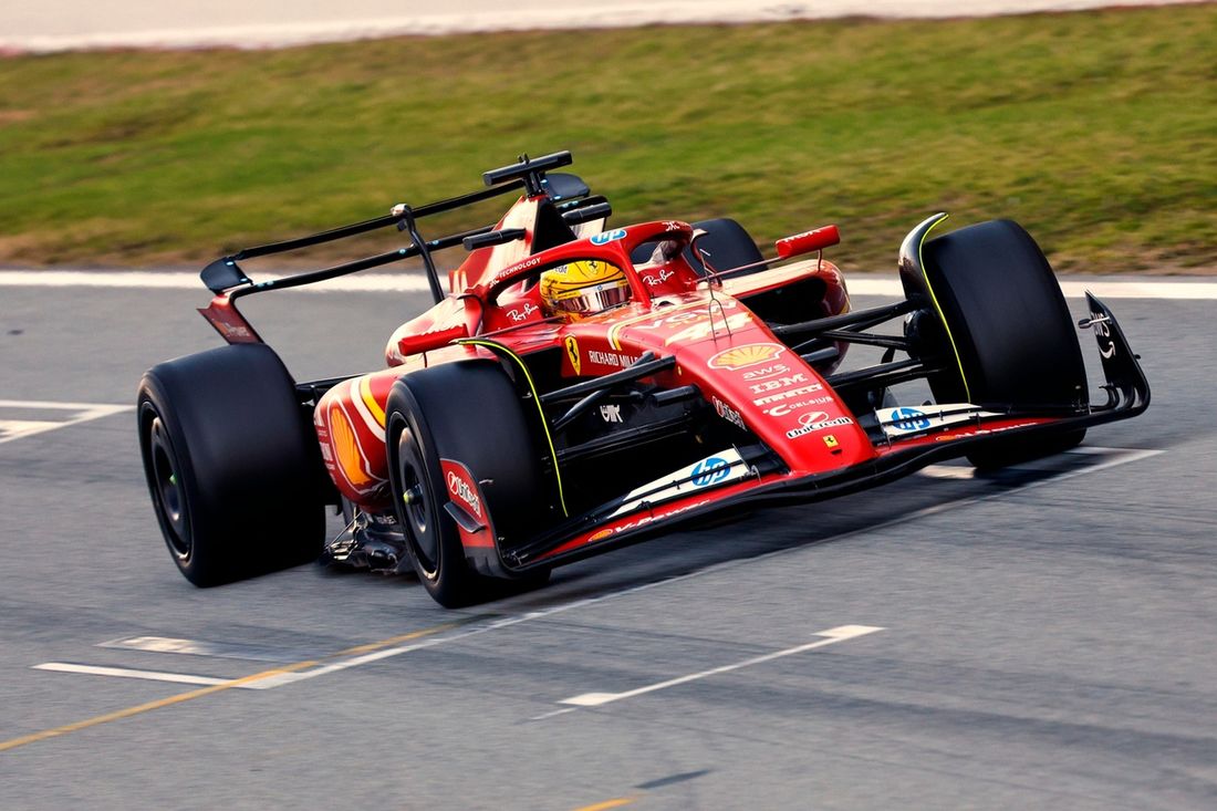 Lewis Hamilton, Ferrari podczas testów Pirelli