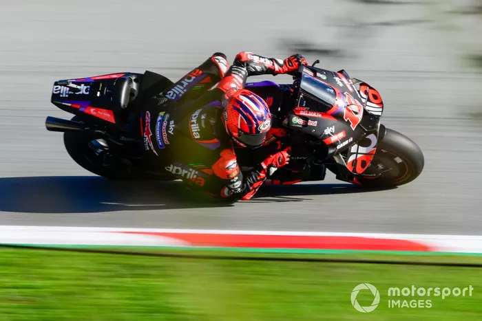 Maverick Vinales, Aprilia Racing Team