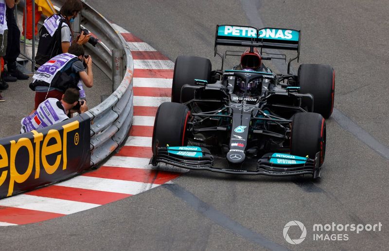 Lewis Hamilton, Mercedes W12