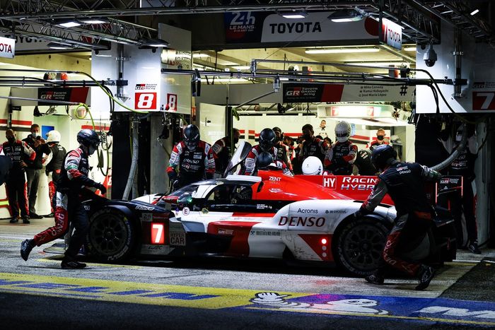 #7 Toyota Gazoo Racing Toyota GR010 - Hybrid Hypercar, Mike Conway, Kamui Kobayashi, Jose Maria Lopez