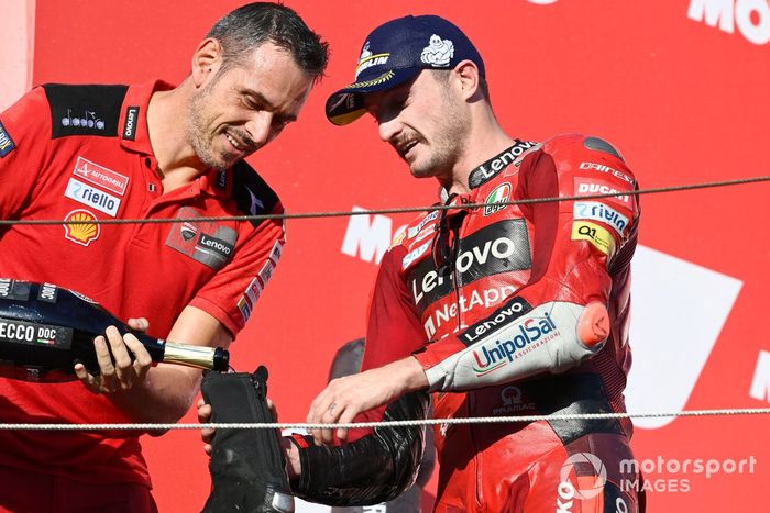 Podio: ganador Jack Miller, Ducati Team