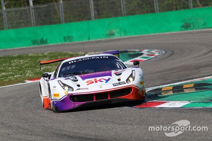 #93 Tempesta Racing Ferrari 488 GT3: Chris Froggatt, Chris Buncombe, Jonathan Hui