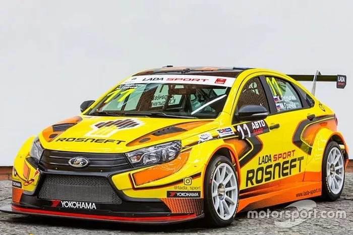 LADA Vesta TCR