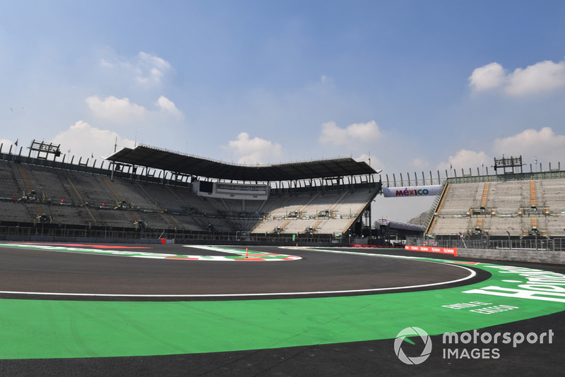 Stadium section of track