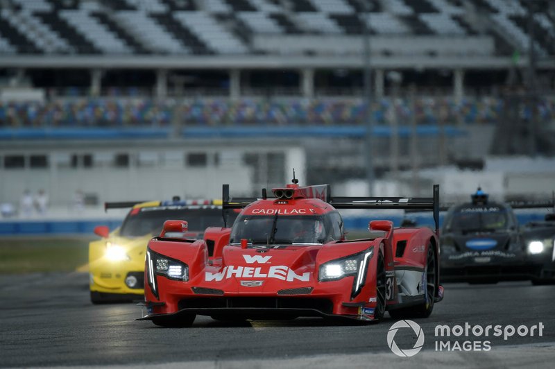 5. DPi: Фелипе Наср, Пипо Дерани, Эрик Каррен, Whelen Engineering Racing, Cadillac DPi-V.R (№31)