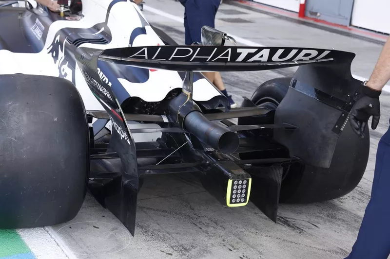 AlphaTauri AT04 