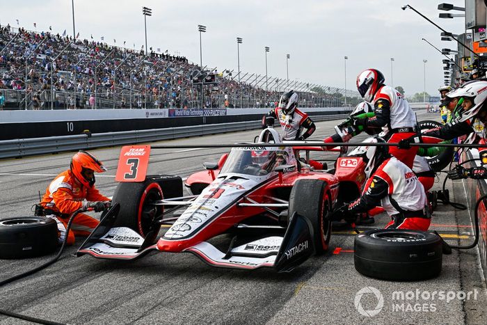 Scott McLaughlin, parada en boxes del Team Penske Chevrolet