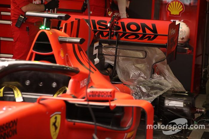 Detalle técnico de Ferrari