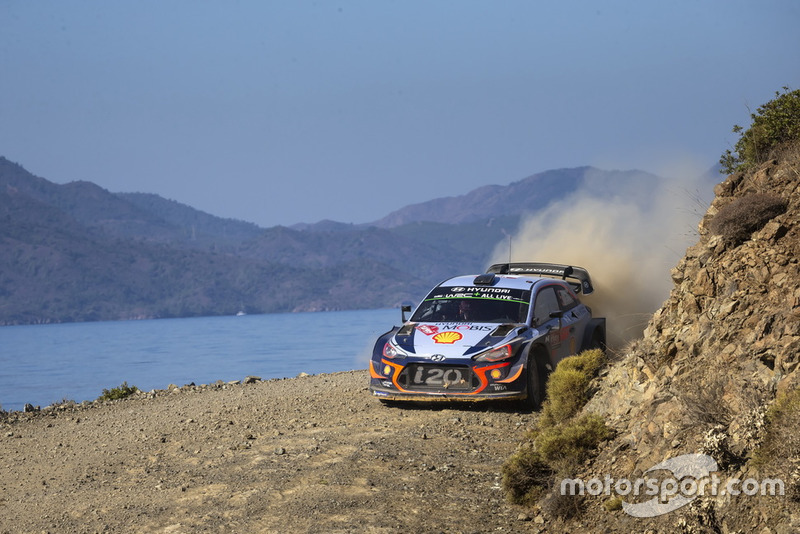 Thierry Neuville, Nicolas Gilsoul, Hyundai Motorsport Hyundai i20 Coupe WRC