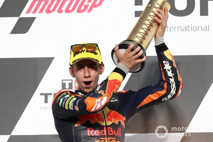 Ganador Pedro Acosta, Red Bull KTM Ajo