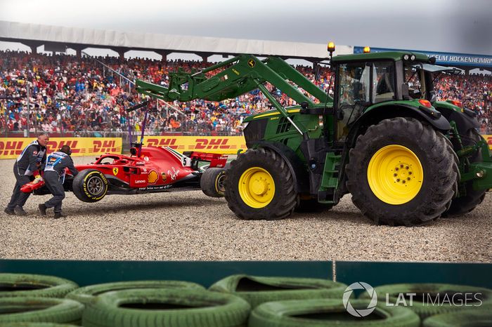 GP de Alemania: Vettel falla bajo la lluvia