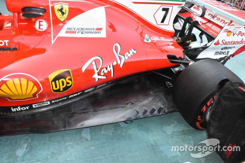 Ferrari SF70H, side