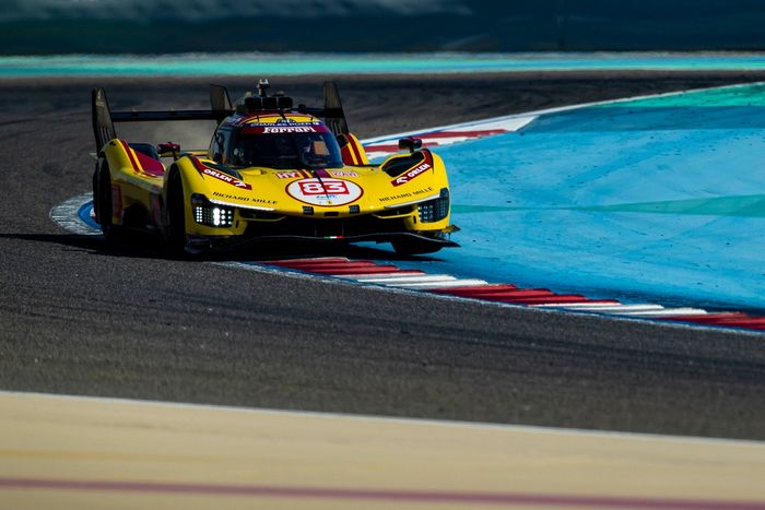 #83 AF Corse Ferrari 499P: Robert Kubica, Yifei Ye, Philip Hanson