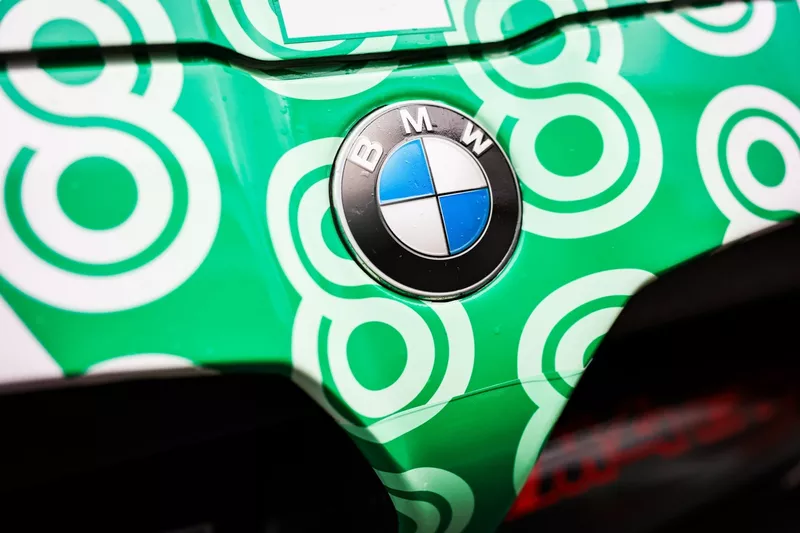 69 Équipe WRT BMW M4 GT3 Evo