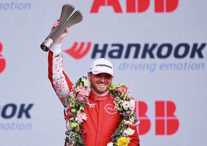Third placed Oliver Rowland, Nissan Formula E Team 