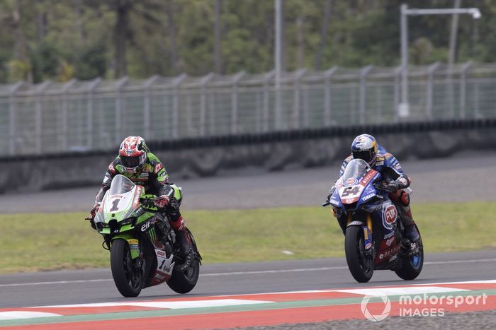 Jonathan Rea, Kawasaki Racing Team WorldSBK, Toprak Razgatlioglu, PATA Yamaha WorldSBK Team