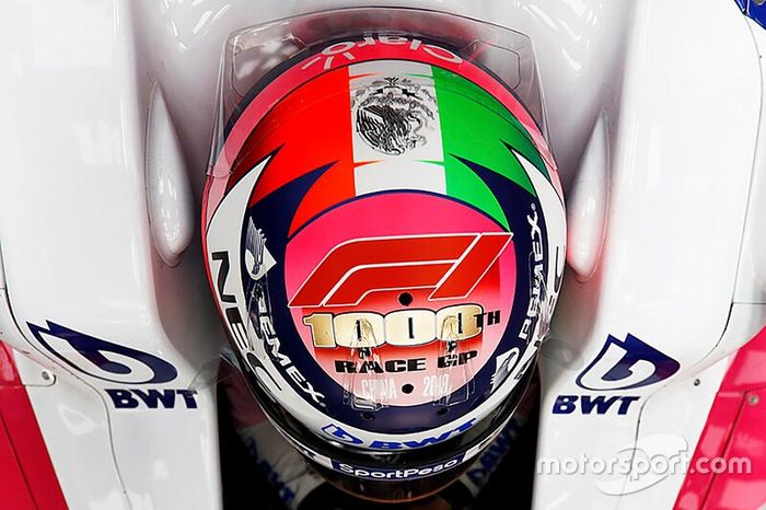 Casco de Sergio Pérez, Racing Point, para el GP de China*