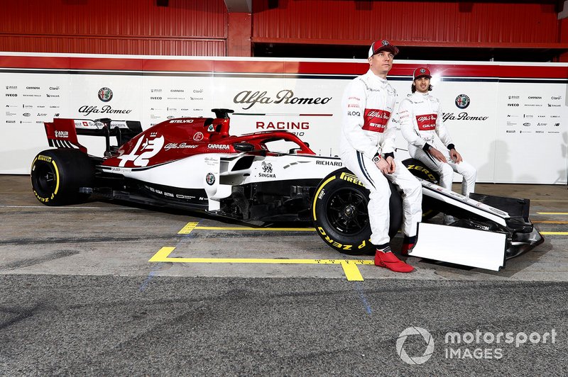 Кімі Райкконен, Alfa Romeo Racing, Антоніо Джовінацці, Alfa Romeo Racing, машина Alfa Romeo Racing C38