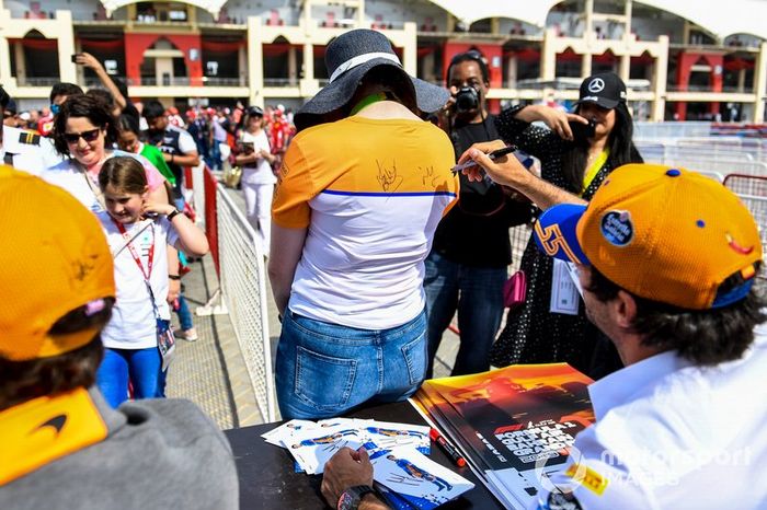 Carlos Sainz Jr., McLaren