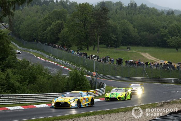 #4 Mercedes-AMG Team HRT Mercedes AMG GT3: Adam Christodoulou, Maro Engel, Manuel Metzger, Luca Stolz, #911 Manthey Racing Porsche 911 GT3 R: Matteo Cairoli, Lars Kern, Michael Christensen, Kevin Estre